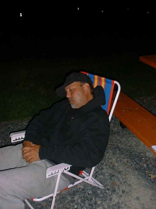 Dad_Sleeping_.jpeg (49349 bytes)