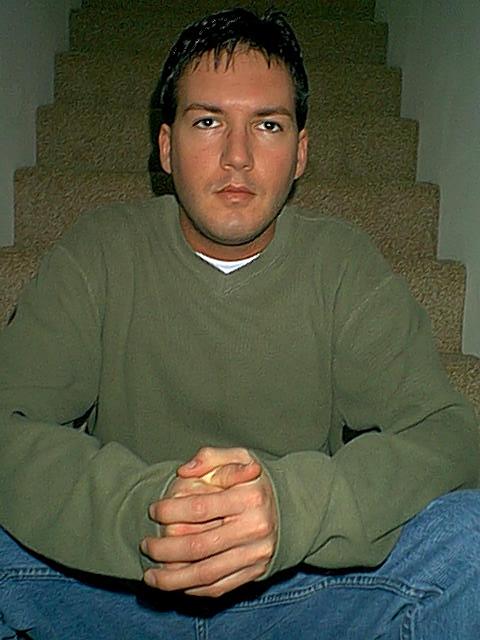 stair.jpg (44561 bytes)